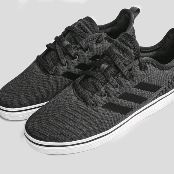 Adidas - Picture 1 of 2